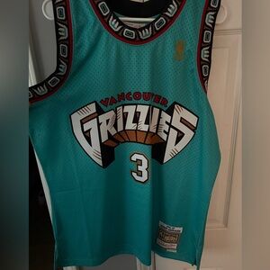 Brand new Mitchell and Ness Grizzlies jersey. Large